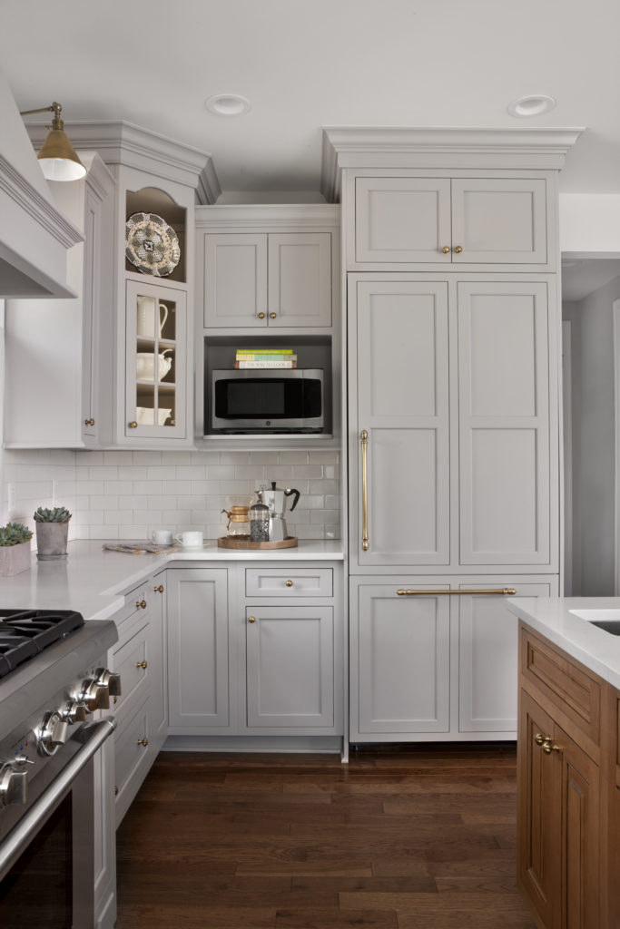 8 Alternatives to White Kitchens - E.W. Kitchens